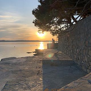 Prodej rodinného domu, 420m²