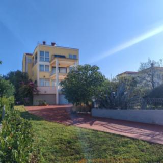 Prodej rodinného domu, 1104m²