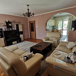 Prodej rodinného domu, 150m²