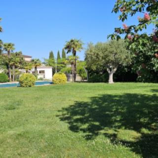 Prodej stavební parcely, 884m²