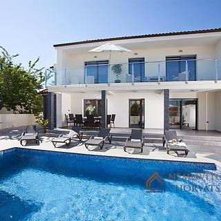 Prodej rodinného domu, 220m&sup2;