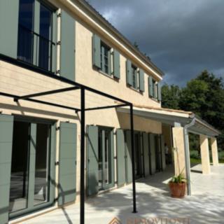 Prodej rodinného domu, 180m²