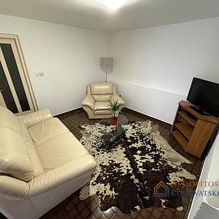 Pronájem bytu 1+kk, garsoniery, 72m²