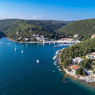 Prodej stavební parcely, 410m²