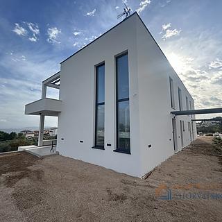 Prodej rodinného domu, 250m²