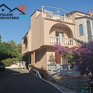 Prodej rodinného domu, 220m²