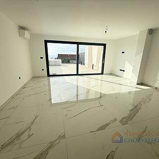 Prodej rodinného domu, 172m²