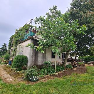 Prodej rodinného domu, 300m²