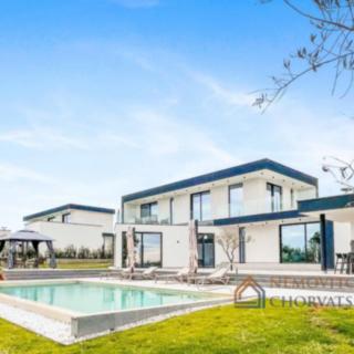 Prodej rodinného domu, 403m²