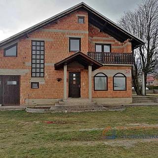 Prodej rodinného domu, 208m²