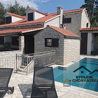 Prodej rodinného domu, 264m²