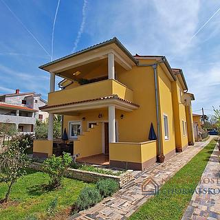 Prodej bytu 1+kk, garsoniery, 120m²