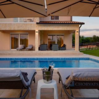 Prodej rodinného domu, 150m²