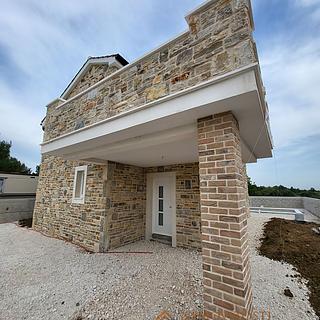 Prodej rodinného domu, 165m²