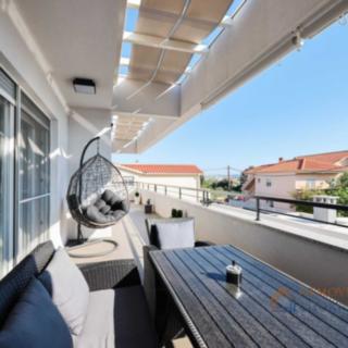 Prodej rodinného domu, 290m²