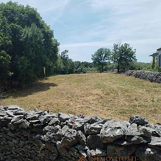 Prodej stavební parcely, 1336m²