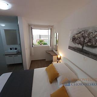 Prodej rodinného domu, 330m²