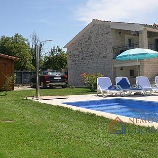 Prodej rodinného domu, 165m&sup2;