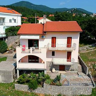 Prodej rodinného domu, 400m²