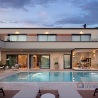 Prodej rodinného domu, 220m²