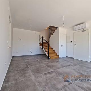 Prodej bytu 2+kk, 75m&sup2;