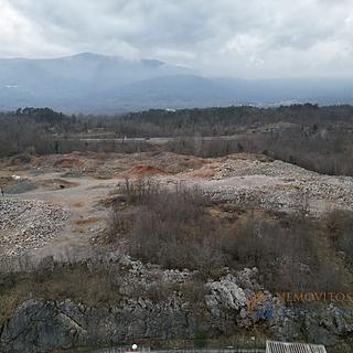 Prodej stavební parcely, 2004m²