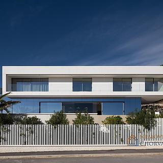 Prodej rodinného domu, 427m²