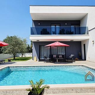 Prodej rodinného domu, 145m²