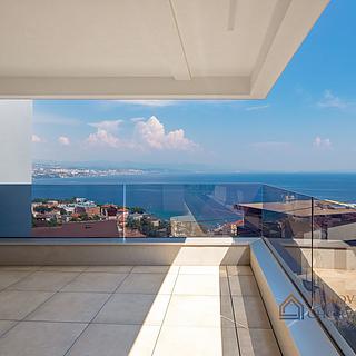 Prodej bytu 2+kk, 105m²