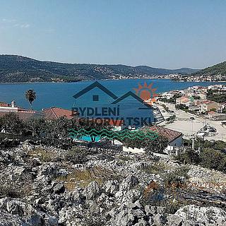 Prodej stavební parcely, 1303m²