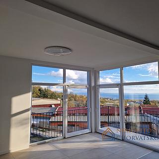 Pronájem bytu 2+kk, 130m²