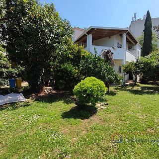 Prodej rodinného domu, 210m²