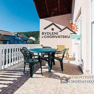 Prodej rodinného domu, 180m²