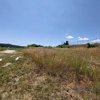 Prodej stavební parcely, 1325m²