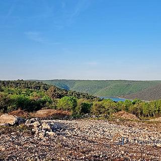 Prodej stavební parcely, 712m²