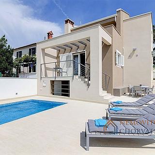 Prodej rodinného domu, 175m²