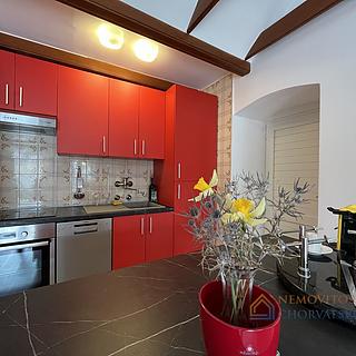 Prodej bytu 2+kk, 98m²