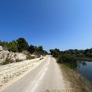 Prodej stavební parcely, 1389m²