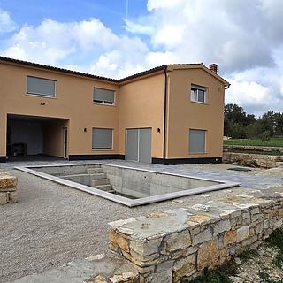 Prodej rodinného domu, 190m²