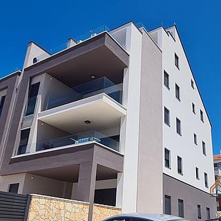 Prodej bytu 1+kk, garsoniery, 80m²