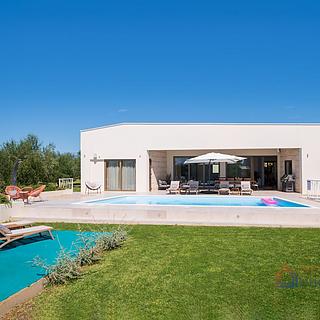 Prodej rodinného domu, 350m&sup2;