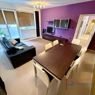 Pronájem bytu 2+kk, 68m²