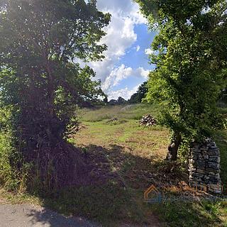 Prodej stavební parcely, 669m²