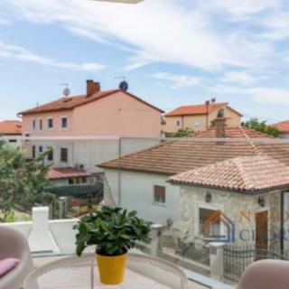 Prodej rodinného domu, 240m²