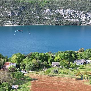 Prodej stavební parcely, 10038m²