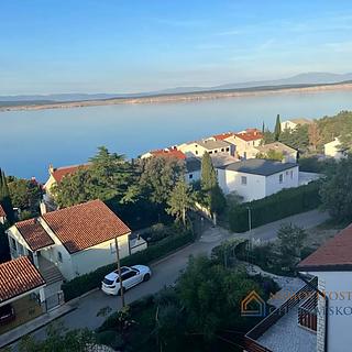 Prodej bytu 1+kk, garsoniery, 60m²