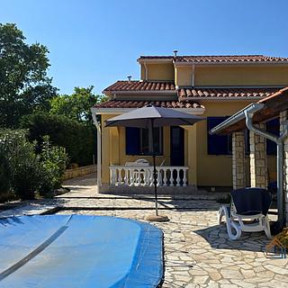 Prodej rodinného domu, 102m²