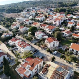 Prodej stavební parcely, 927m²