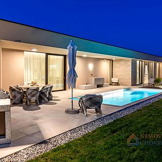 Prodej rodinného domu, 241m²