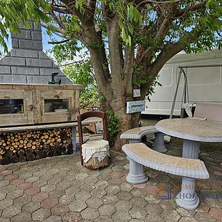 Prodej rodinného domu, 275m²